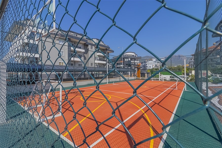 New complex 1500 meters from the sea in Oba area