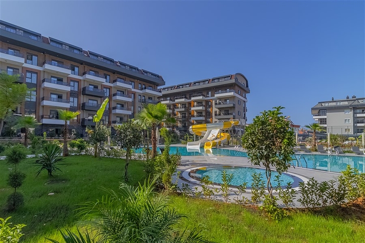 1+1 apartment in a luxury complex in Oba district