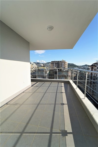 2+1 apartment in the popular area of Mahmutlar
