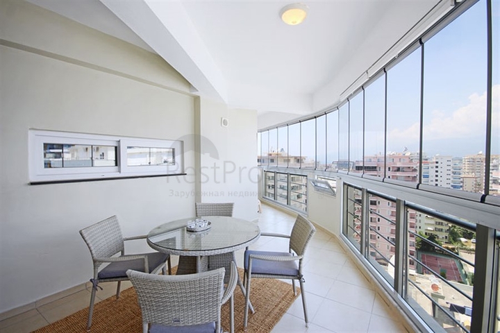 Spacious penthouse in Mahmutlar