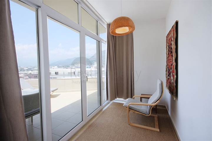 Spacious penthouse in Mahmutlar