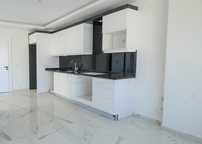 1+1 apartment in a new complex in Mahmutlar district