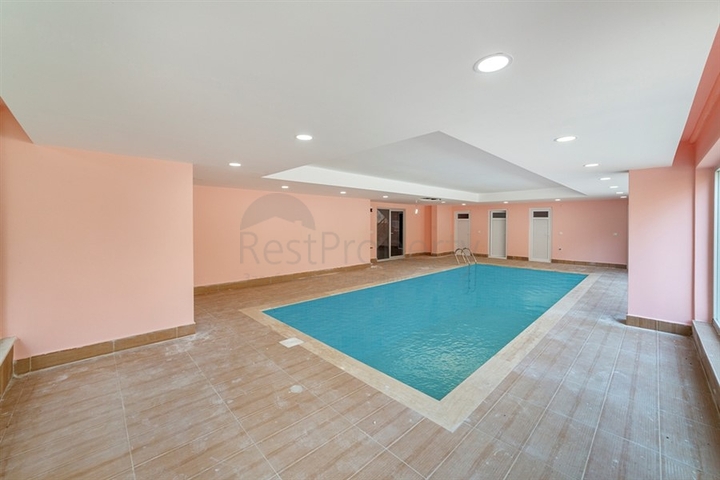 Spacious 3+1 apartments in Mahmutlar