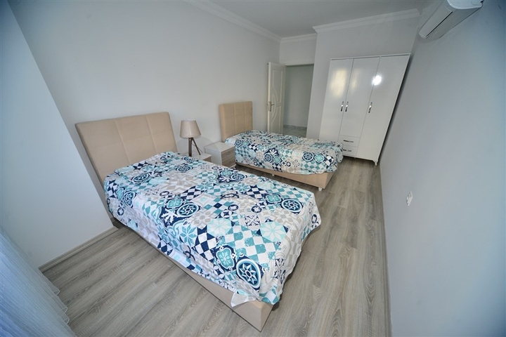 Spacious 3+1 apartments in Mahmutlar