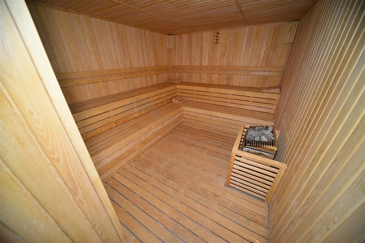 Spacious 3+1 apartments in Mahmutlar