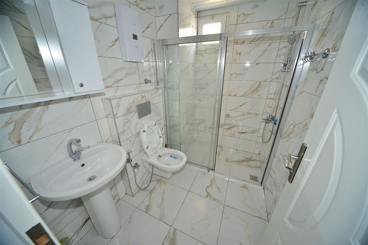 Spacious 3+1 apartments in Mahmutlar