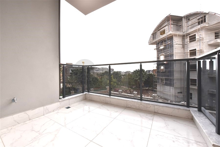 1+1 apartment in a new complex in Oba district