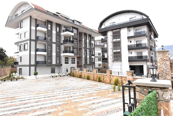 1+1 apartment in a new complex in Oba district