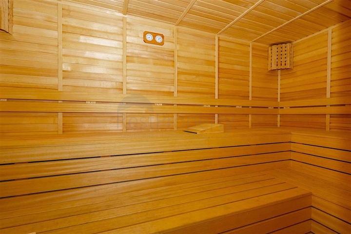 View penthouse from the owner with a 2+1 layout in the Mahmutlar area