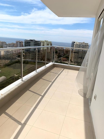 View penthouse from the owner with a 2+1 layout in the Mahmutlar area