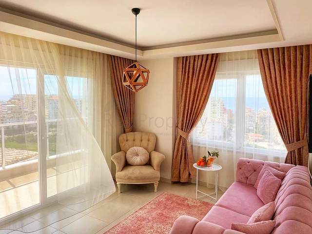 View penthouse from the owner with a 2+1 layout in the Mahmutlar area