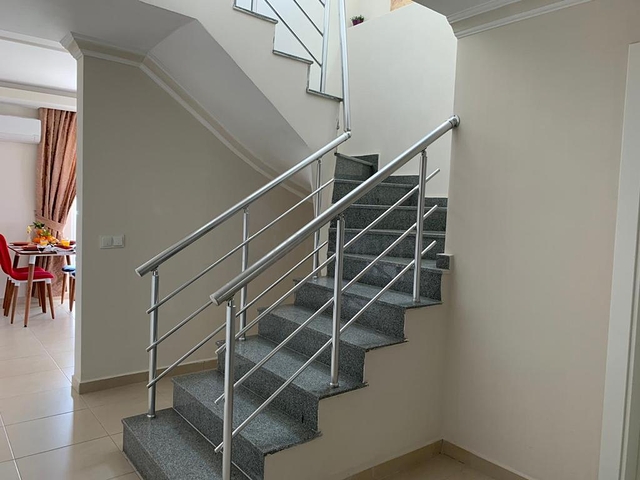 View penthouse from the owner with a 2+1 layout in the Mahmutlar area