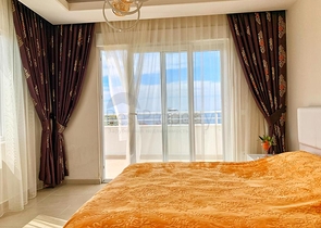 View penthouse from the owner with a 2+1 layout in the Mahmutlar area