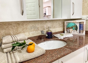 View penthouse from the owner with a 2+1 layout in the Mahmutlar area