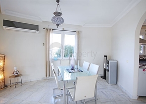 Villa with panoramic sea view