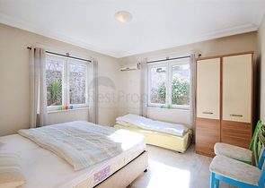 Villa with panoramic sea view