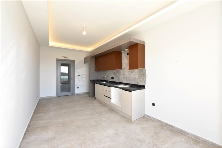 Spacious 3+1 apartment for a large family in Oba district 