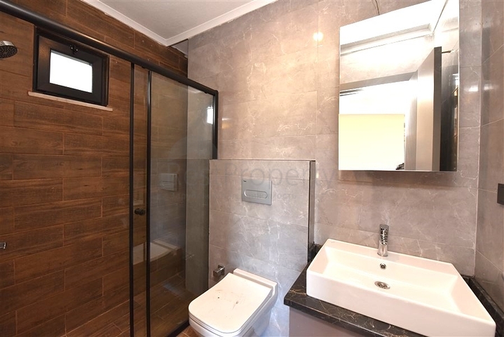 Spacious 3+1 apartment for a large family in Oba district 