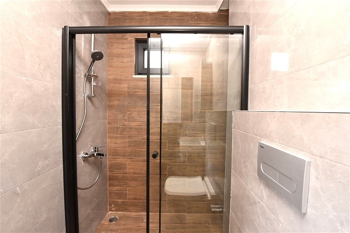 Spacious 3+1 apartment for a large family in Oba district 