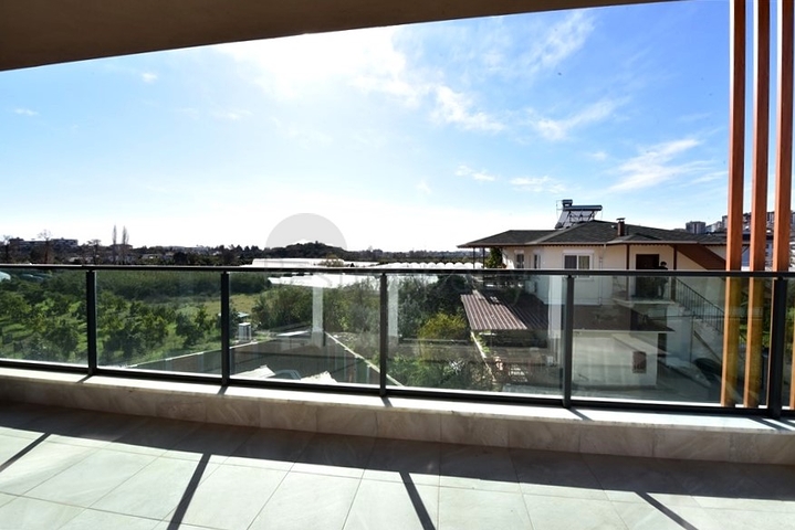 Spacious 3+1 apartment for a large family in Oba district 