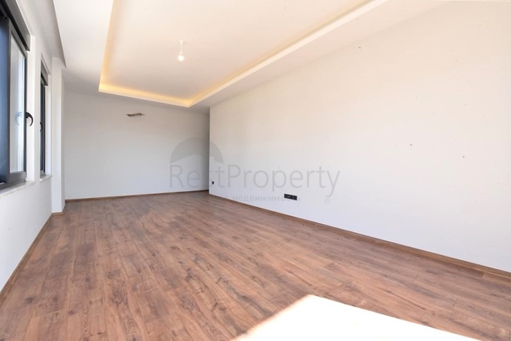 Spacious 3+1 apartment for a large family in Oba district 