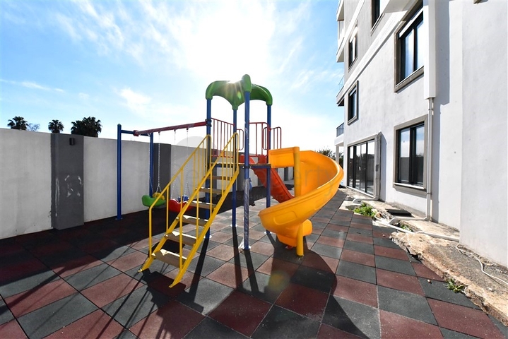 Spacious 3+1 apartment for a large family in Oba district 