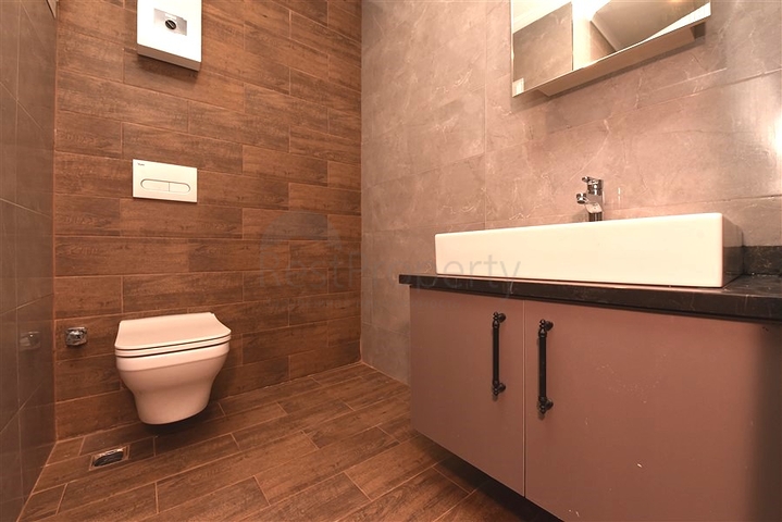 Spacious 3+1 apartment for a large family in Oba district 