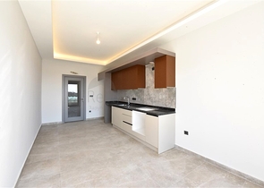 Spacious 3+1 apartment for a large family in Oba district 