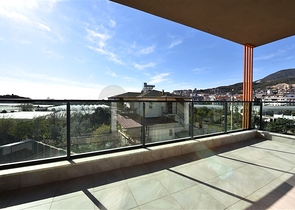 Spacious 3+1 apartment for a large family in Oba district 