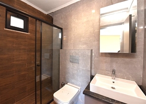 Spacious 3+1 apartment for a large family in Oba district 