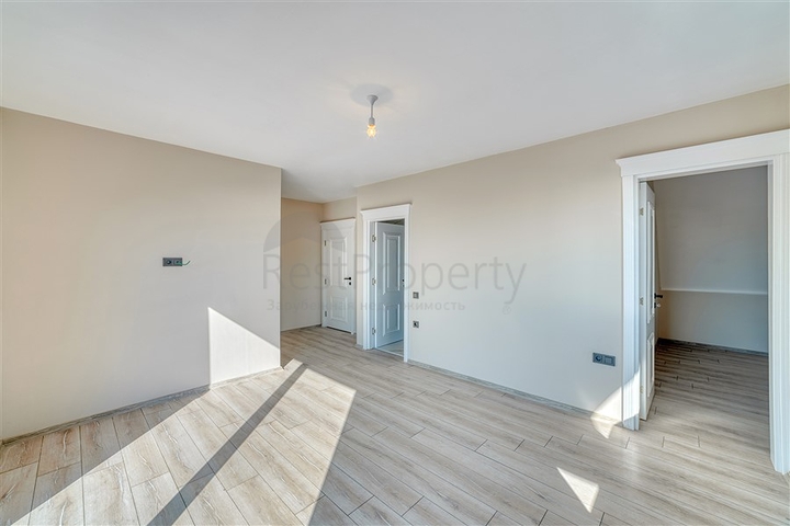 Sea view villas in the central area of Alanya