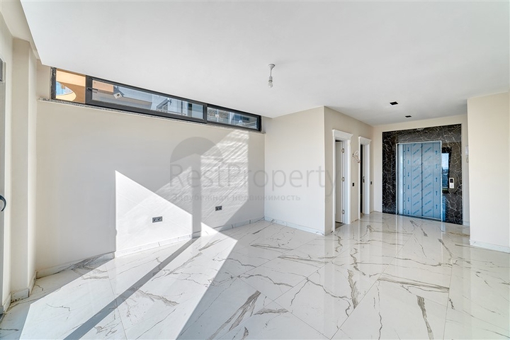 Sea view villas in the central area of Alanya