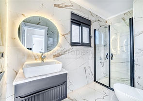 Sea view villas in the central area of Alanya