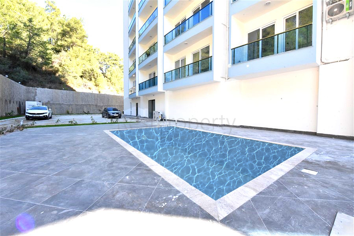 1+1 apartment in Avsallar district