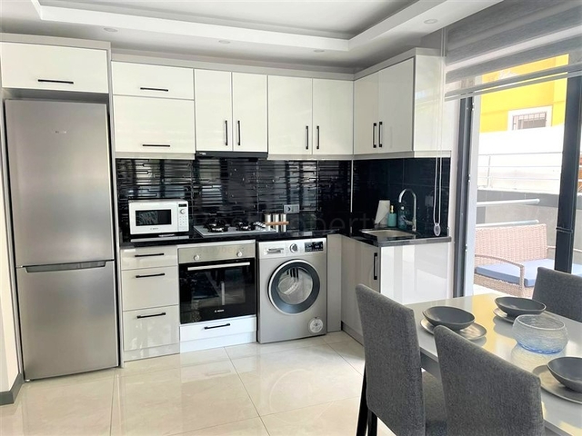 Apartment in a new building 300 m from the sea in the center of Alanya