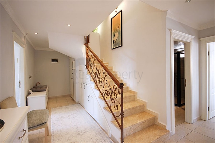 Penthouse with panoramic view in the heart of Alanya