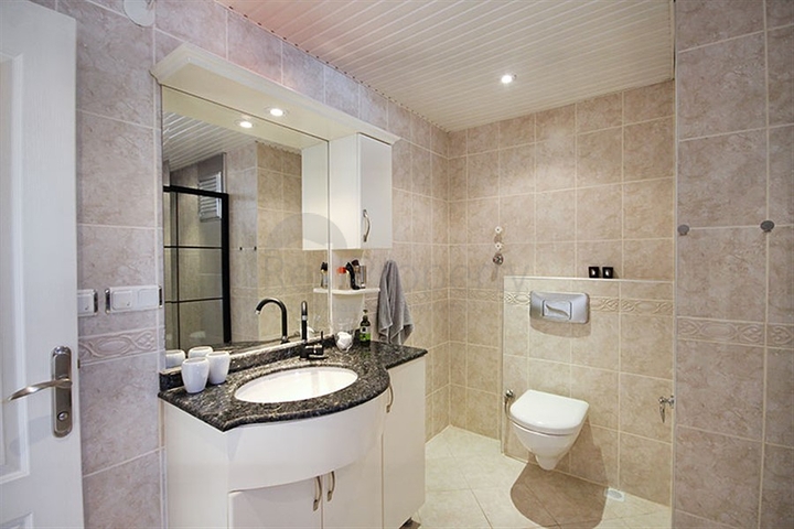 Penthouse with panoramic view in the heart of Alanya