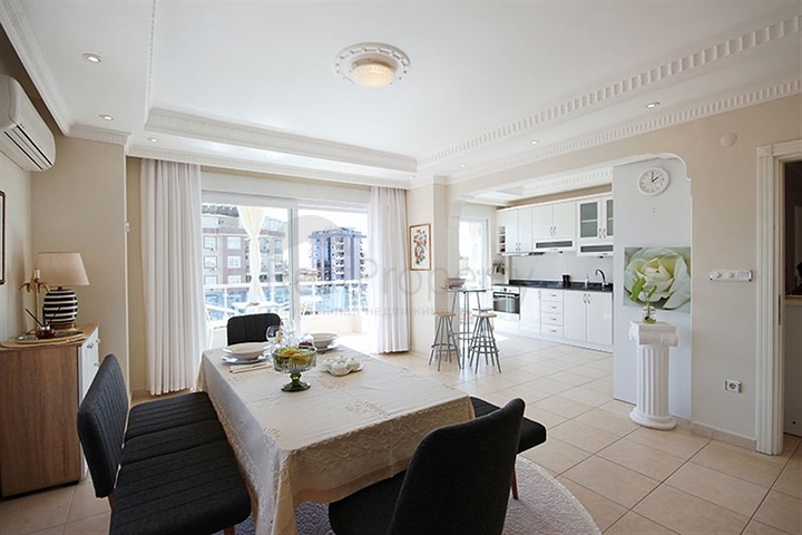 Penthouse with panoramic view in the heart of Alanya