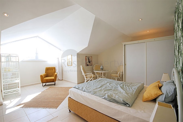 Penthouse with panoramic view in the heart of Alanya