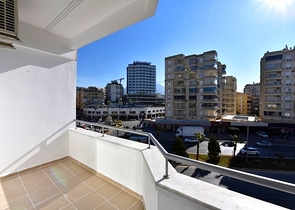 1+1 apartment in Tosmur district 