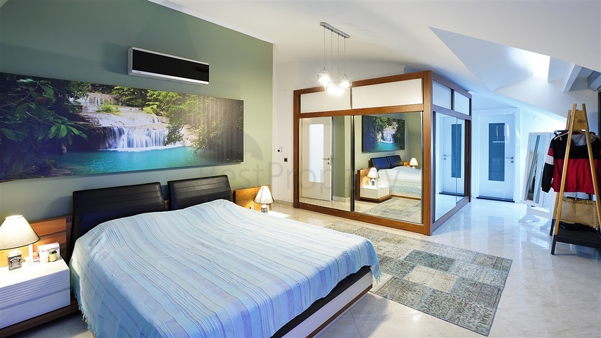 Luxury 3+2 penthouse in Oba district