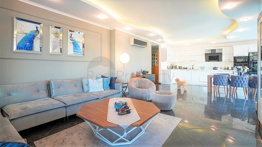 Luxury 3+2 penthouse in Oba district