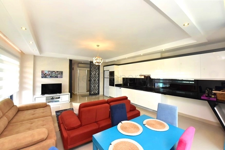 2+1 apartment in a respectable complex 50 meters from the beach in Kargicak district 