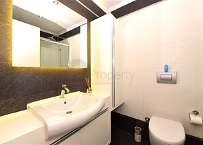 2+1 apartment in a respectable complex 50 meters from the beach in Kargicak district 