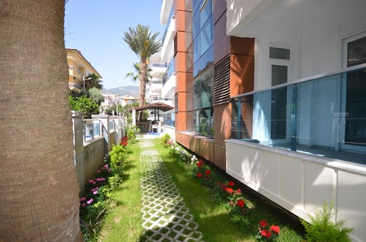 Furnished 1+1 apartment on Cleopatra Beach