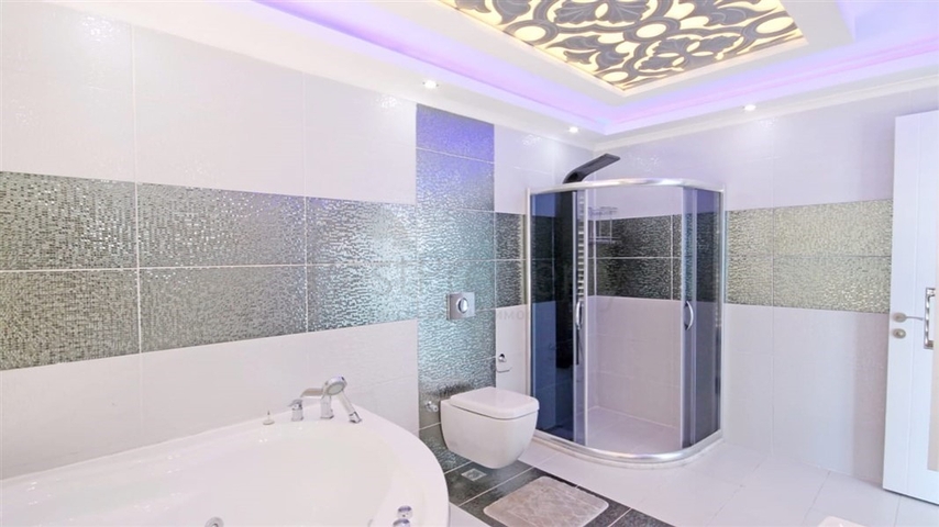 5+1 penthouse in Mahmutlar district 