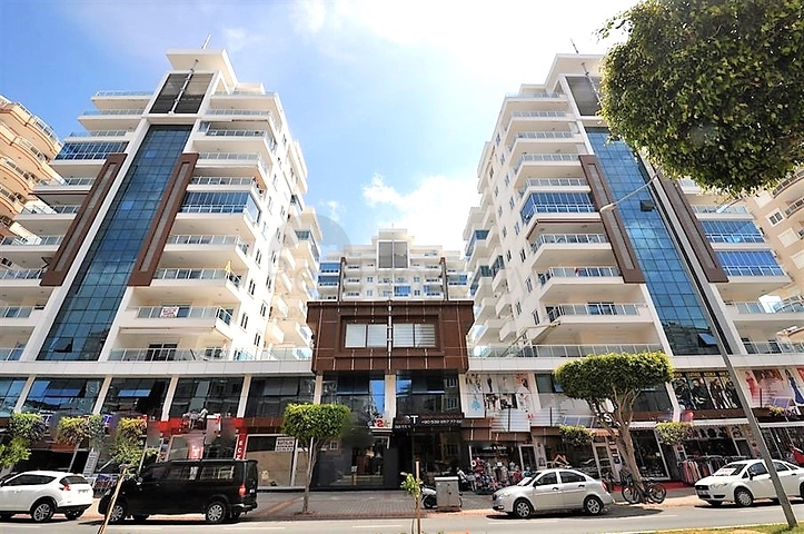 5+1 penthouse in Mahmutlar district 