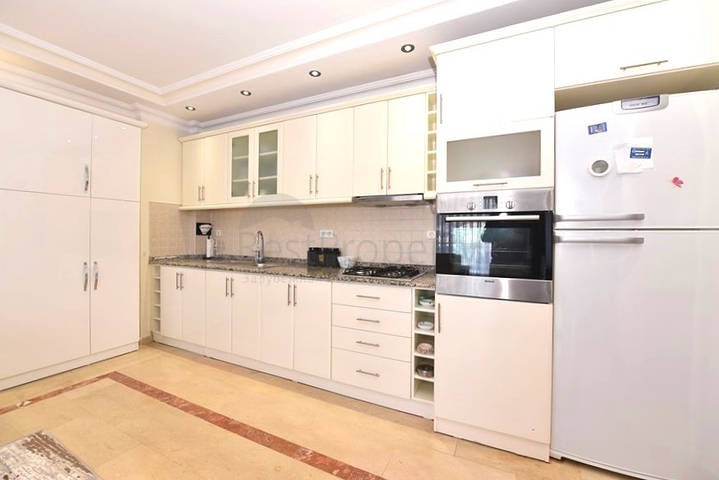 Two-bedroom furnished penthouse in the Oba area