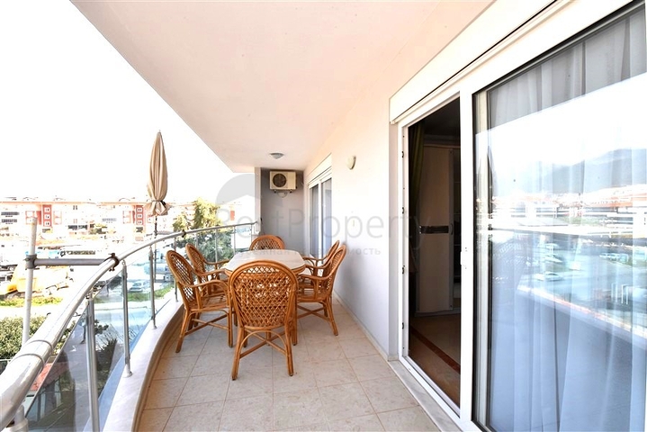 Two-bedroom furnished penthouse in the Oba area