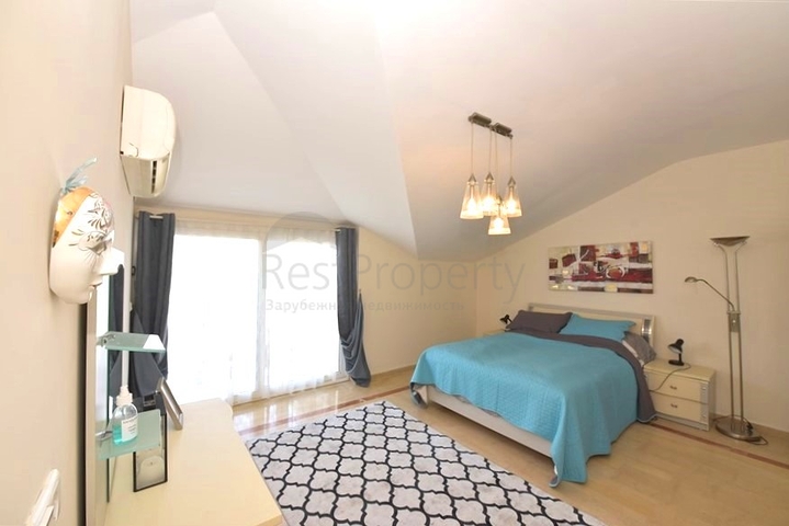 Two-bedroom furnished penthouse in the Oba area